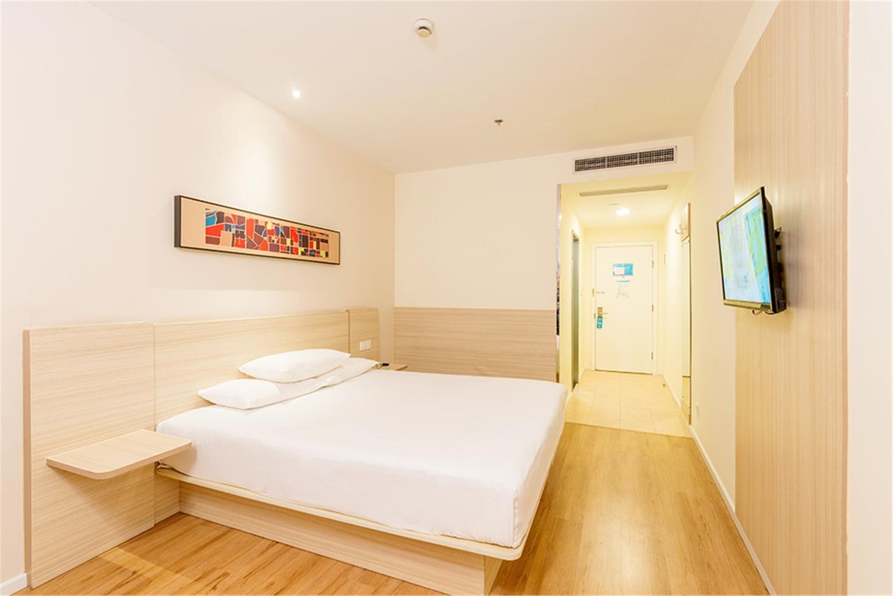 Hanting Hotel Nanjing Nanjing Southern Airlines University Ruijin Road מראה חיצוני תמונה